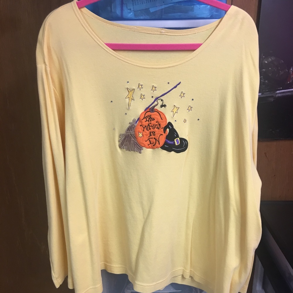 Quacker Factory Halloween shirt